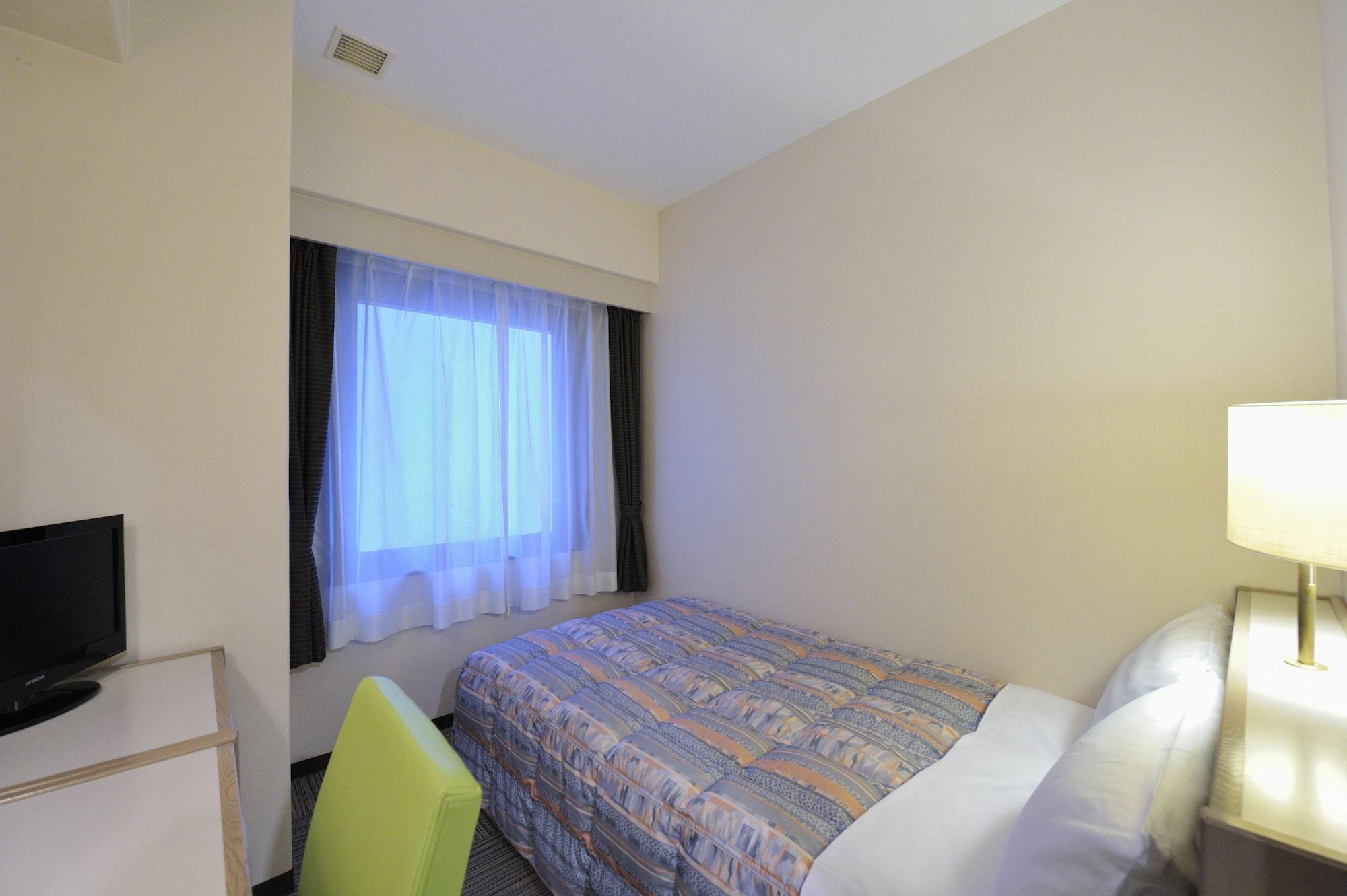 Court Hotel נייגאטה מראה חיצוני תמונה