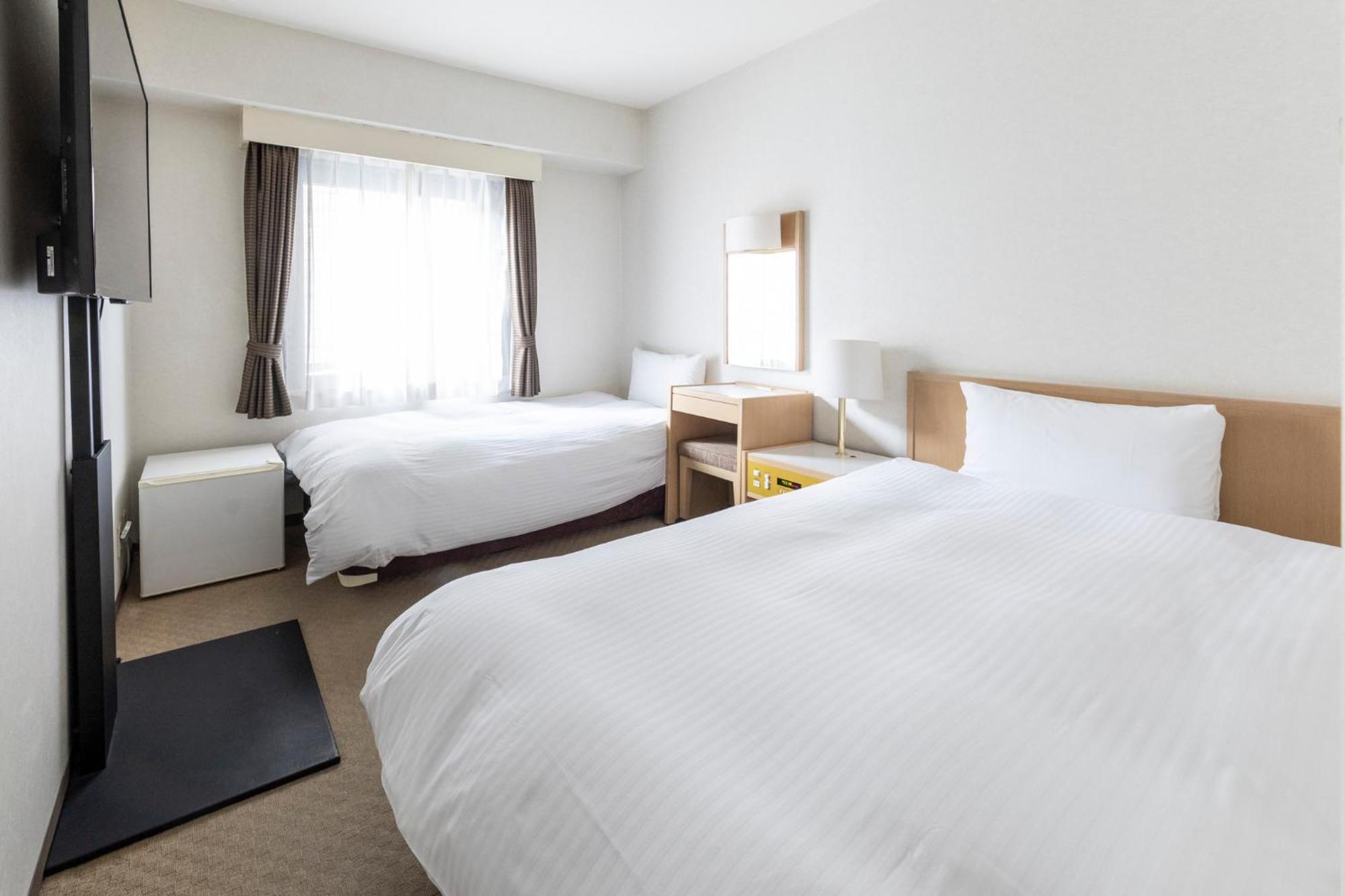Court Hotel נייגאטה מראה חיצוני תמונה
